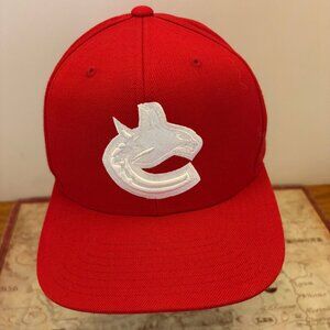 Mitchell & Ness Vancouver Canucks Snapback Hat